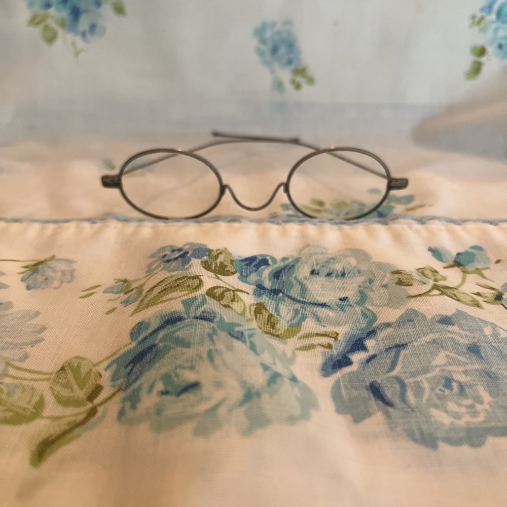 Antique Vtg Brass Children's Reading‎ Spectacles Brass Rim Around Glass
